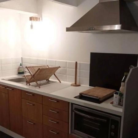 Joli Duplex En Centre Ville De 40M2 Climatise Istres Ngoại thất bức ảnh